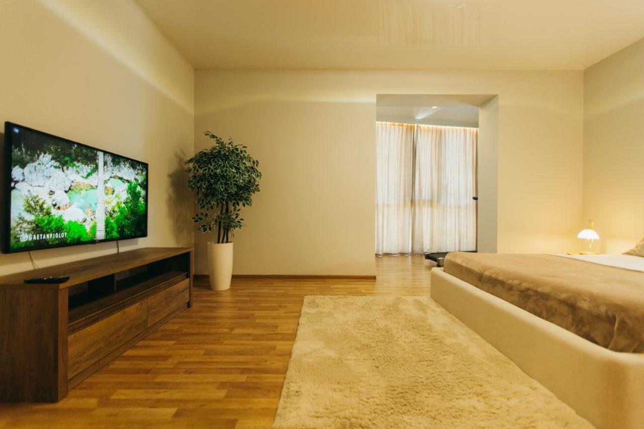 צ'רנוביץ Atlant Luxury Big Family Apart On Golovna З Двома Окремими Спальнями Навпроти Тц Депот Безконтактне Заселення מראה חיצוני תמונה
