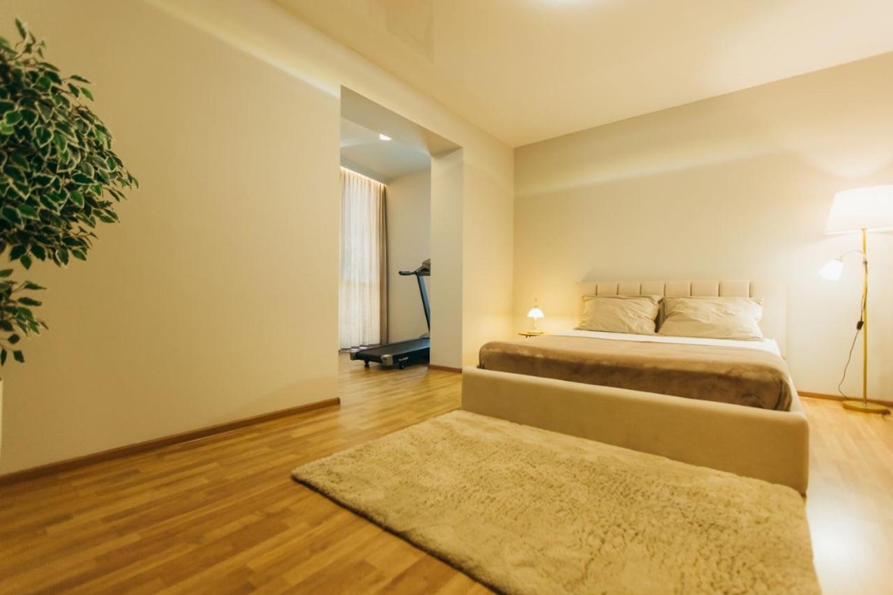 צ'רנוביץ Atlant Luxury Big Family Apart On Golovna З Двома Окремими Спальнями Навпроти Тц Депот Безконтактне Заселення מראה חיצוני תמונה
